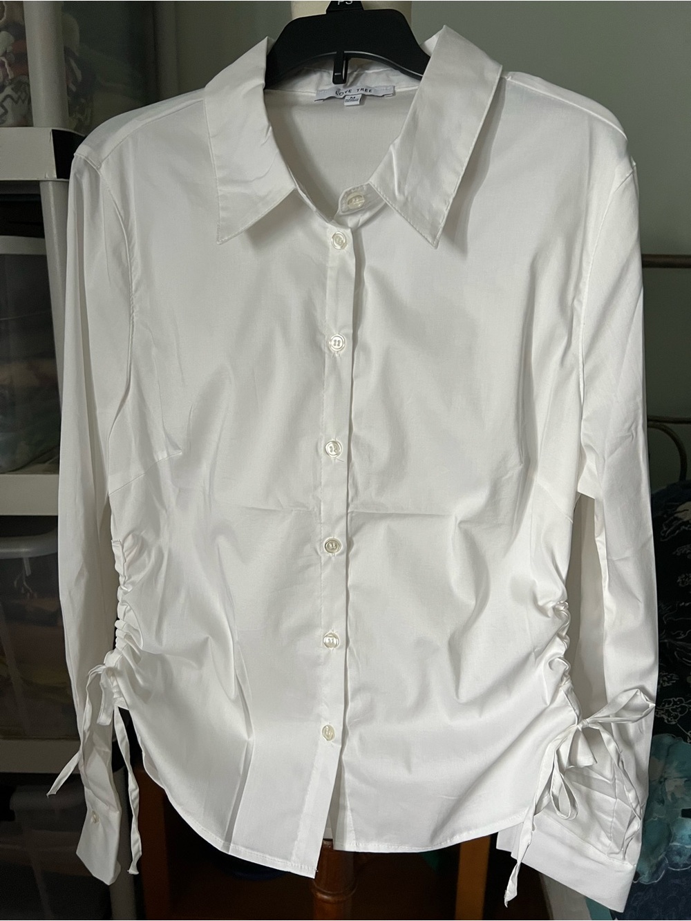 Love Tree Top Women's Medium White Button-Front Business with Side Tie Detail